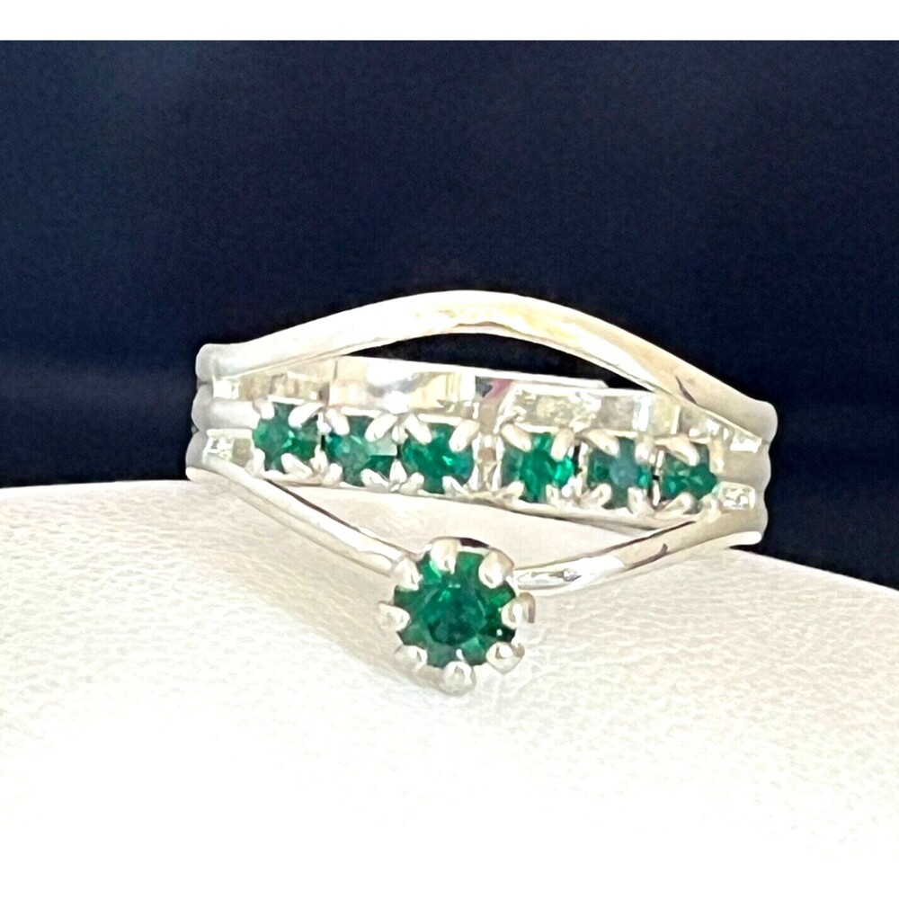 Vintage 1960s Ring Silver Tone Mid Century Modern Green Crystal Rhinestones - 4K